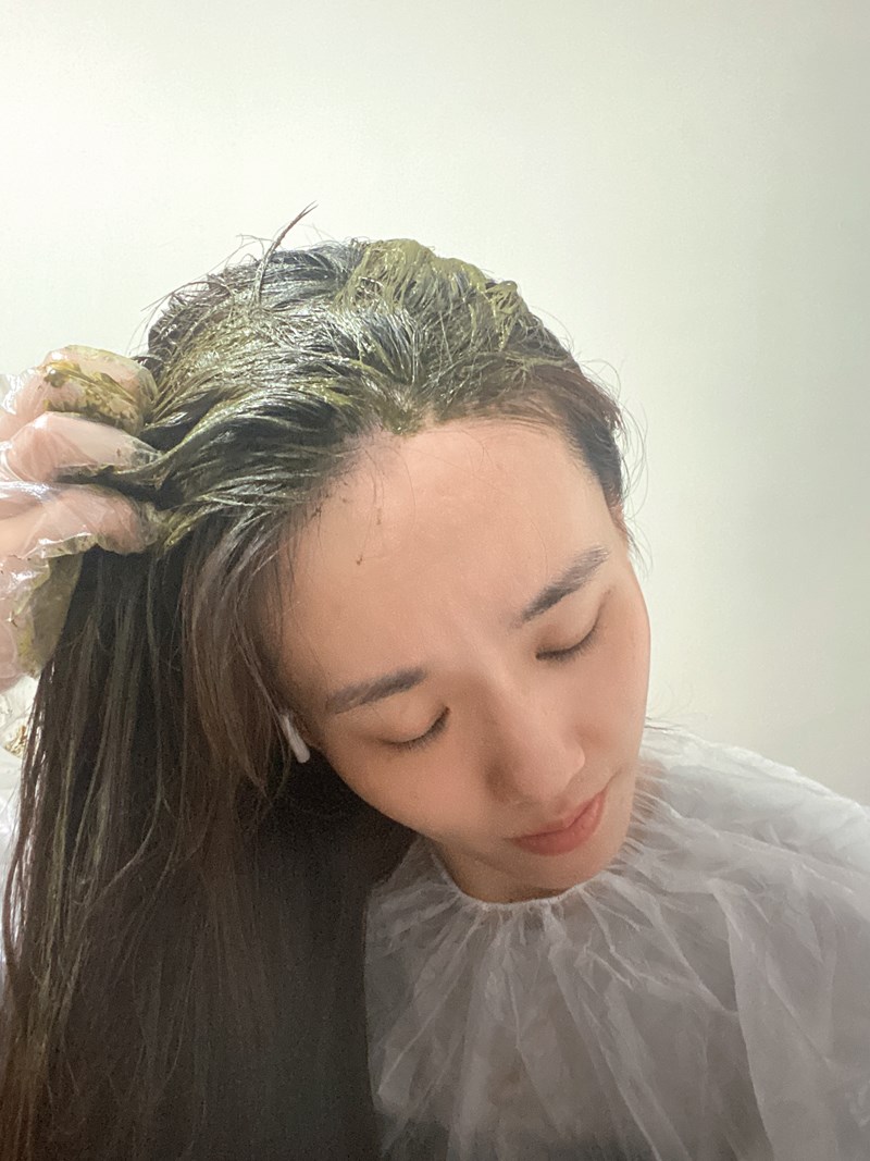 女人知己試用大隊,口碑行銷,部落客行銷,Flora Floral花葉草本養護泥,頭皮養護,頭皮護理,頭皮清潔,植萃染髮,中草藥,草本植萃,頭皮去角質,頭皮調理,花葉頭皮養護,201花葉草本養護泥,203花葉頭皮養護泥矯色版,頭皮養護專家